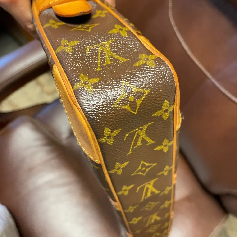 Authentic Louis Vuitton Bag Porte Documents Voyage Monogram briefcase laptop LV